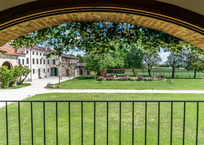 Borgo Feriani